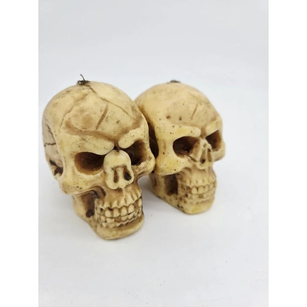 Gothic Lot of 2 Lifelike Skull Halloween gothic Candles 3.5